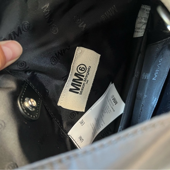 New MM6 MAISON MARGIELA classic Japanese crossbody bag - Picture 6 of 6